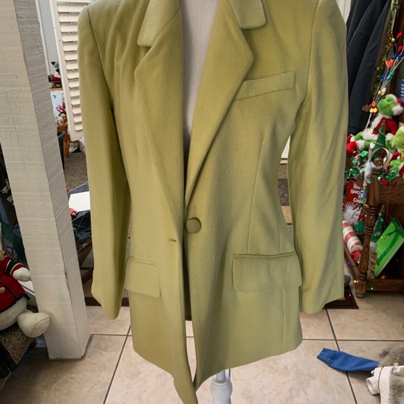 Burberry’s blazer - Picture 1 of 5